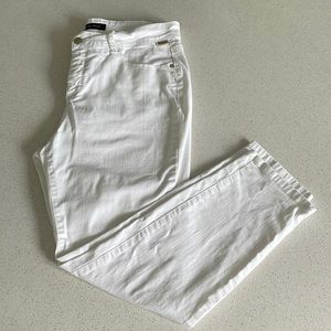 Ivanka Trump White Staight Leg Summer Jeans size 12